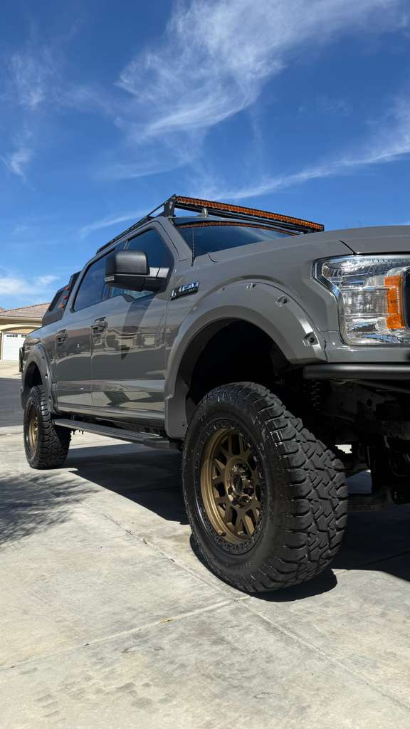 Exterior truck detailing in Riverside & San Diego County — lifted pickup truck with a roof light bar after a full exterior detail